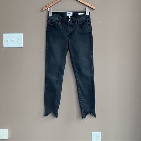Frame Le‎ Skinny De Jeanne Triangle Hem Crop Skinny Jeans In Black Tull Size 28 - Picture 3 of 10